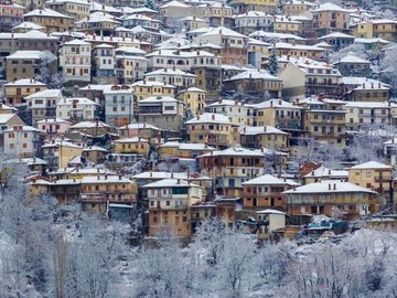 ΧΡΙΣΤΟΥΓΕΝΝΑ / ΘΕΟΦΑΝΕΙΑ ΣΤΗΝ ΠΙΝΔΟ